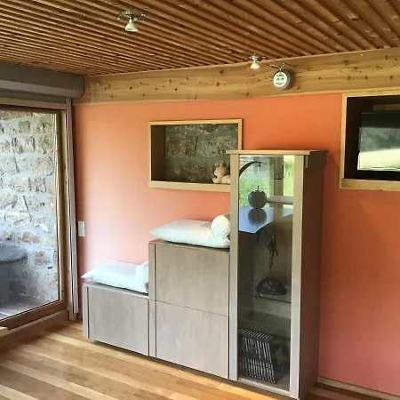 Une A La Campagne Bed & Breakfast *